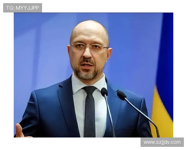 安郅与克拉斯的激烈对决揭示足球战术的深层次博弈与精彩瞬间