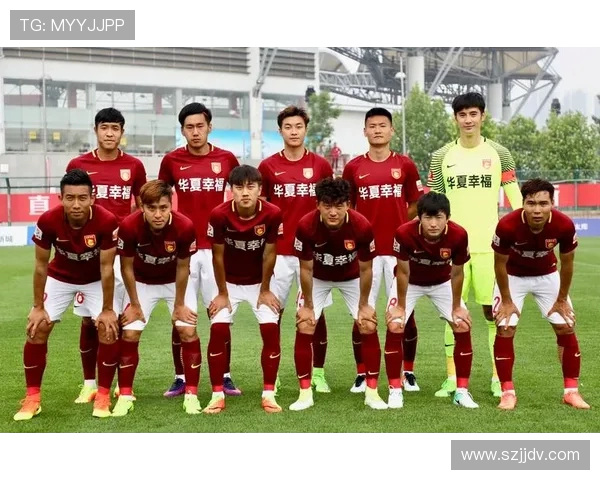 河北华夏幸福迎战新疆队期待精彩对决展现足球魅力与团队精神 河北华夏幸福迎战新疆队期待精彩对决展现足球魅力与团队精神