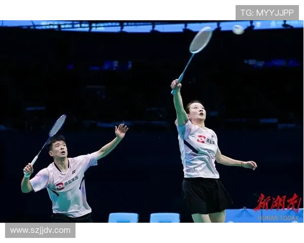 全运会特别报道：北京羽毛球队如何逆袭夺冠的感人故事与奋斗历程